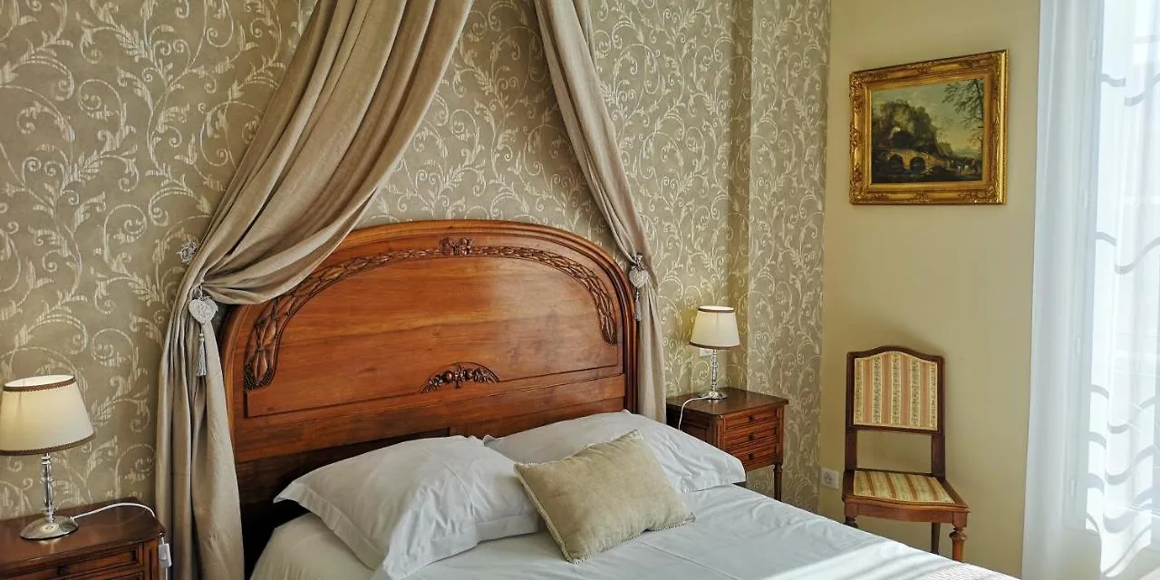 B&B Villa Blanche Cannes Bed & Breakfast