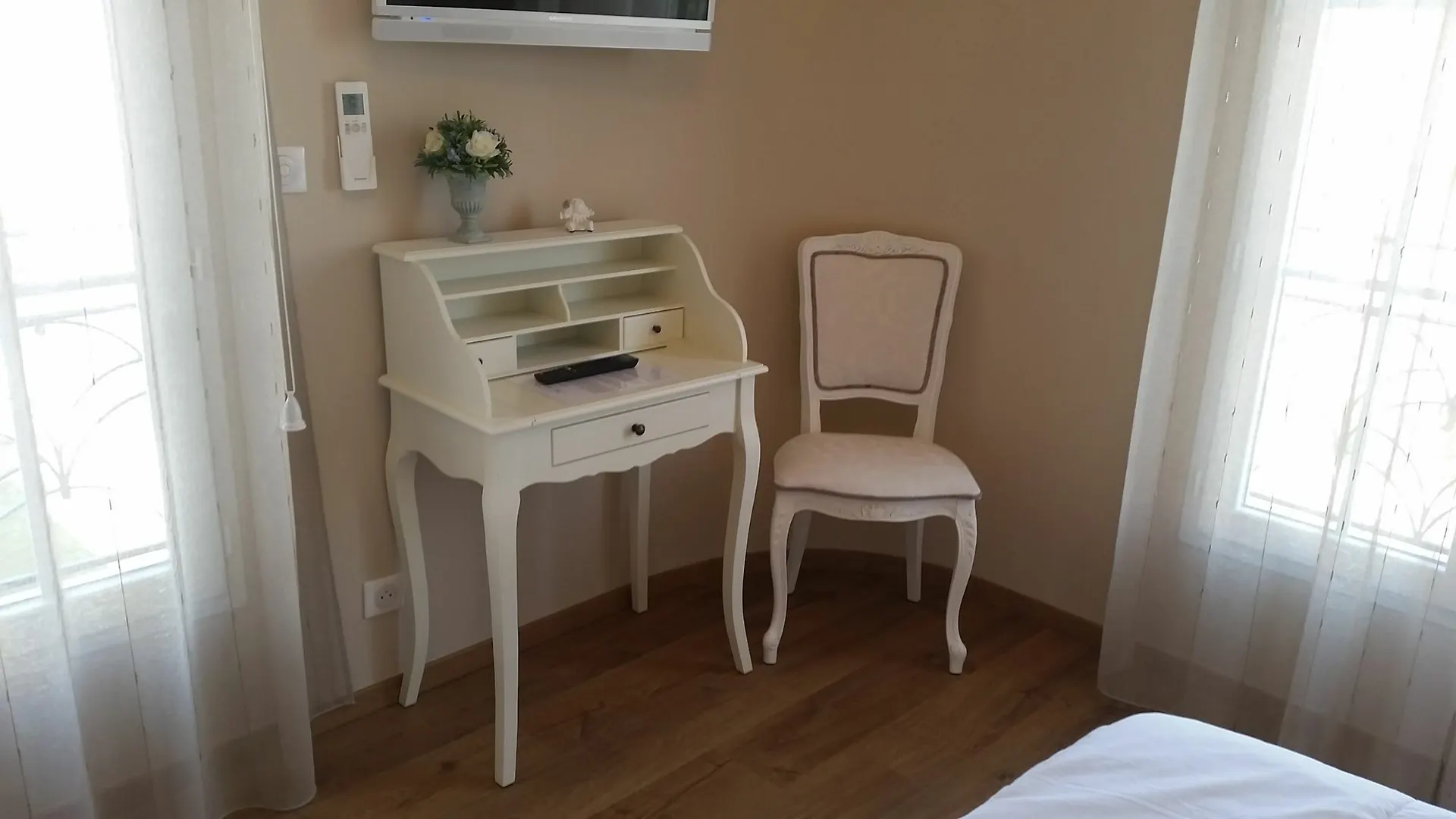 B&B Villa Blanche Κάννες Bed and Breakfast