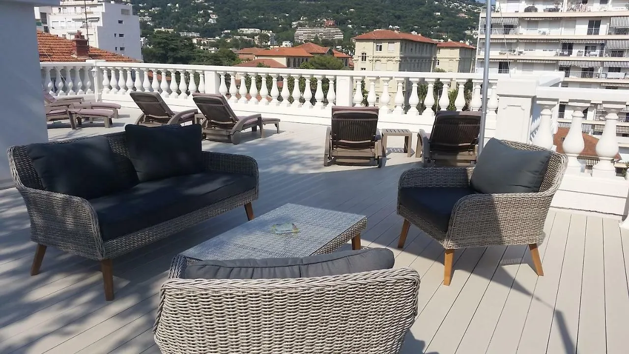 B&B Villa Blanche Κάννες 2*,